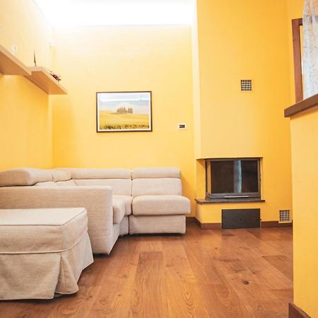 Il Mughetto - Appartamento Con Terrazza Privata San Quirico d'Orcia Exterior photo