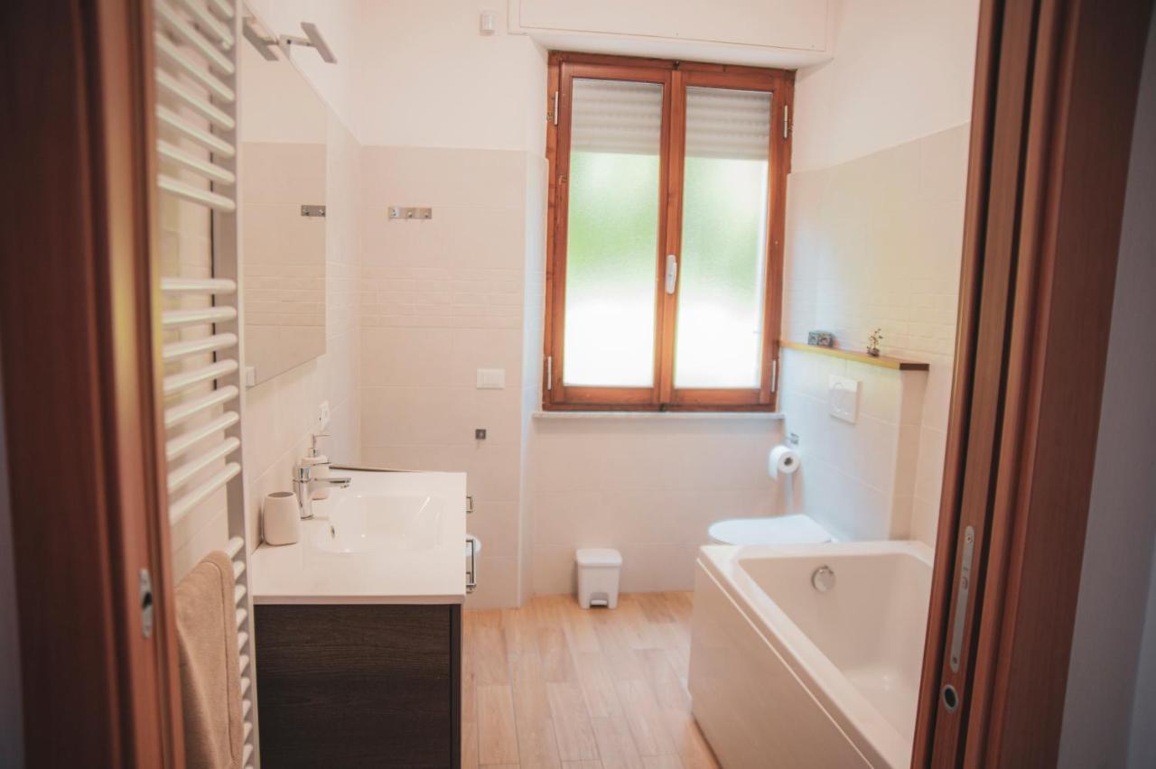 Il Mughetto - Appartamento Con Terrazza Privata San Quirico d'Orcia Exterior photo